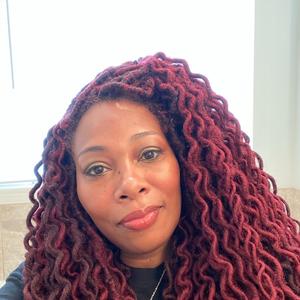 Meet your Posher, Tiffani